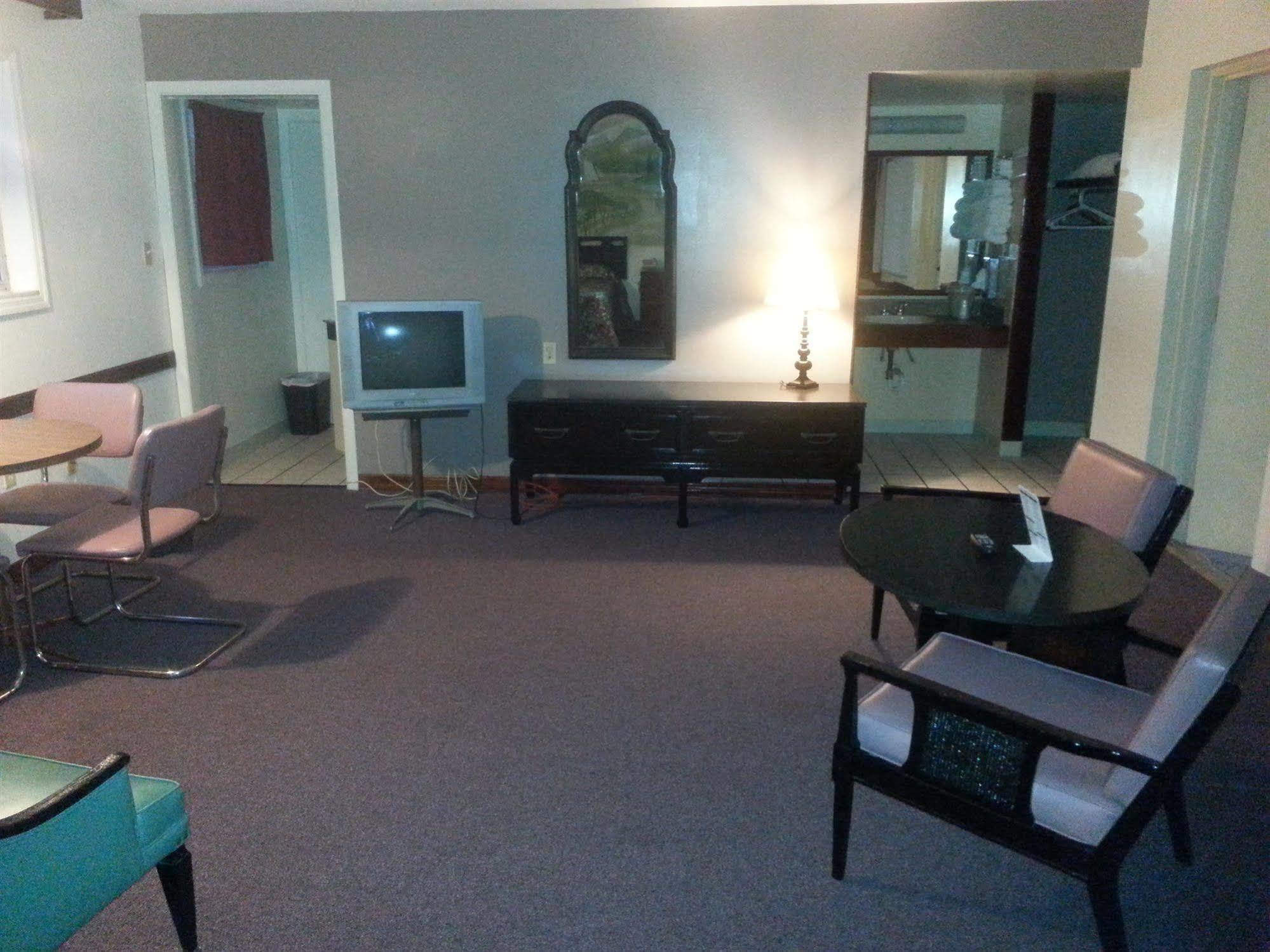 Island House Resort Hotel St. Pete Beach Exteriör bild