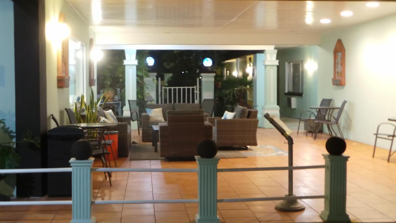 Island House Resort Hotel St. Pete Beach Exteriör bild