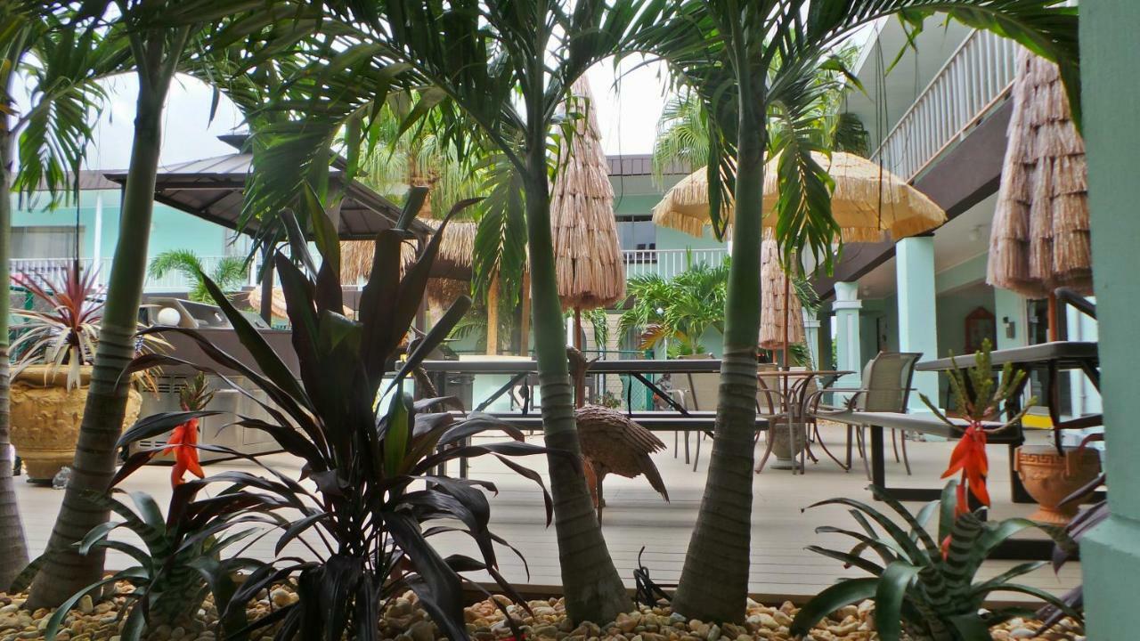 Island House Resort Hotel St. Pete Beach Exteriör bild